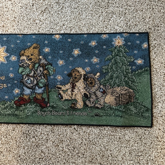 SOLD ON EBAY Boyd’s Bears Vintage Christmas Nativity Table/Dresser Runner - Picture 2 of 4
